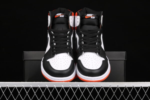 Air Jordan 1 High OG Black Toe Shattered Backboard AJ1