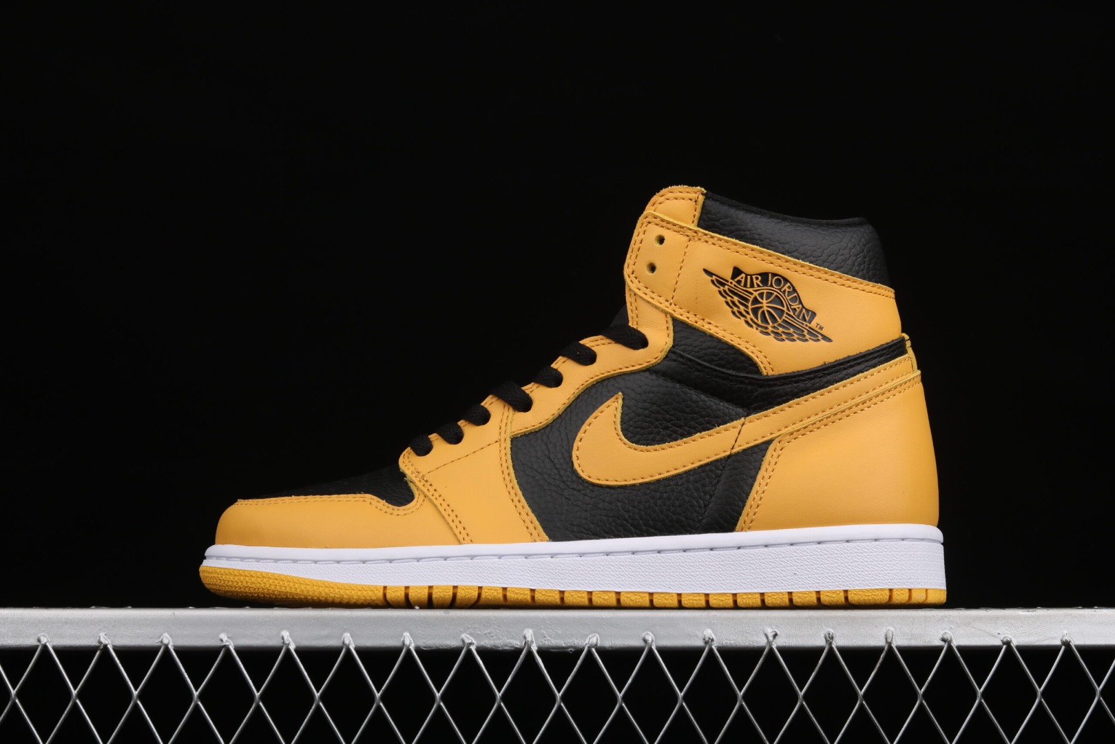 Air Jordan 1 High OG Pollen AJ1