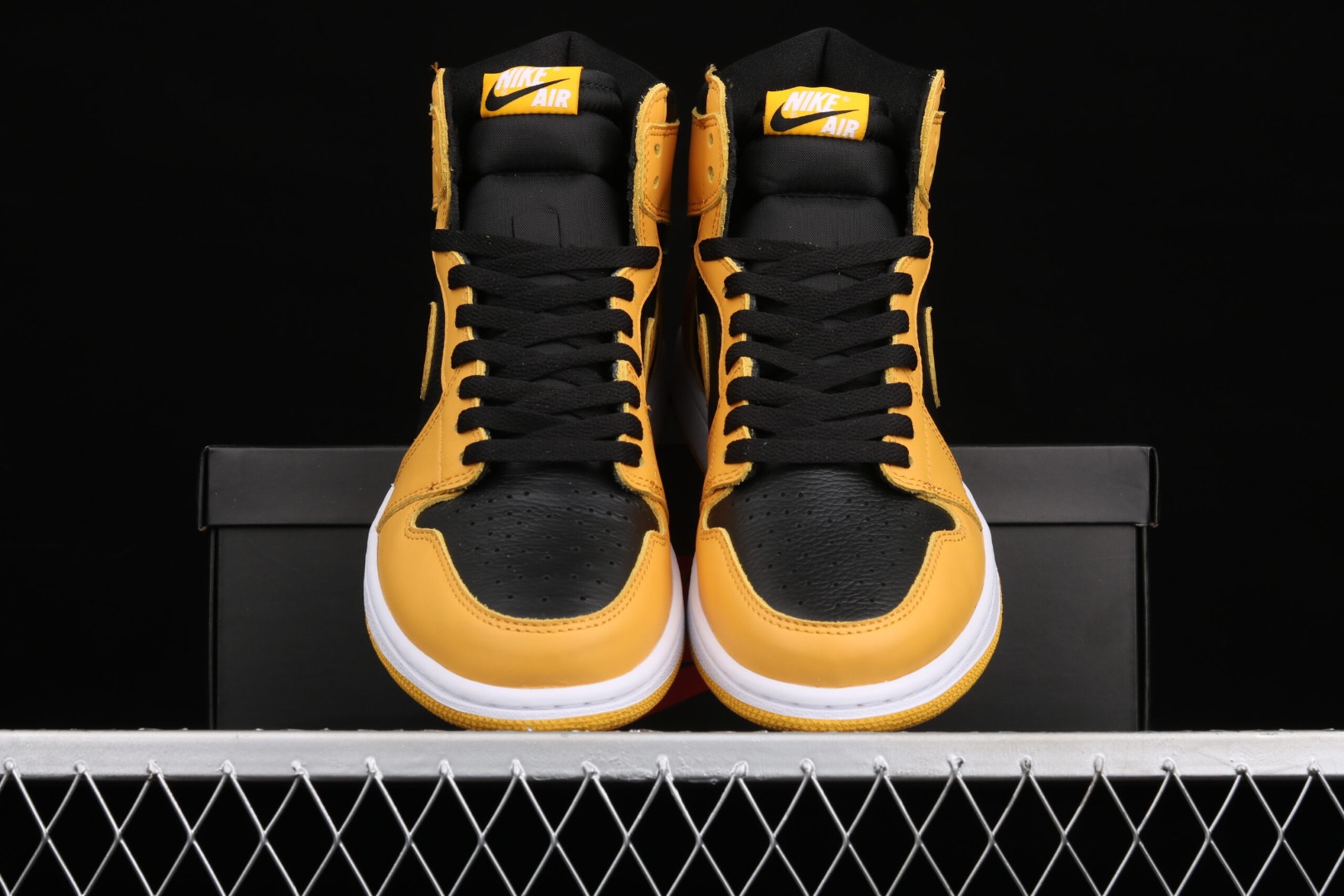 Air Jordan 1 High OG Pollen AJ1