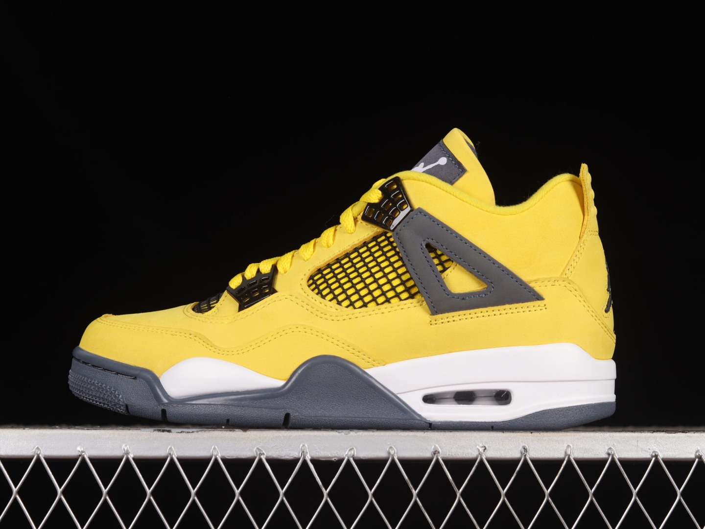 Air Jordan 4 Retro Lightning